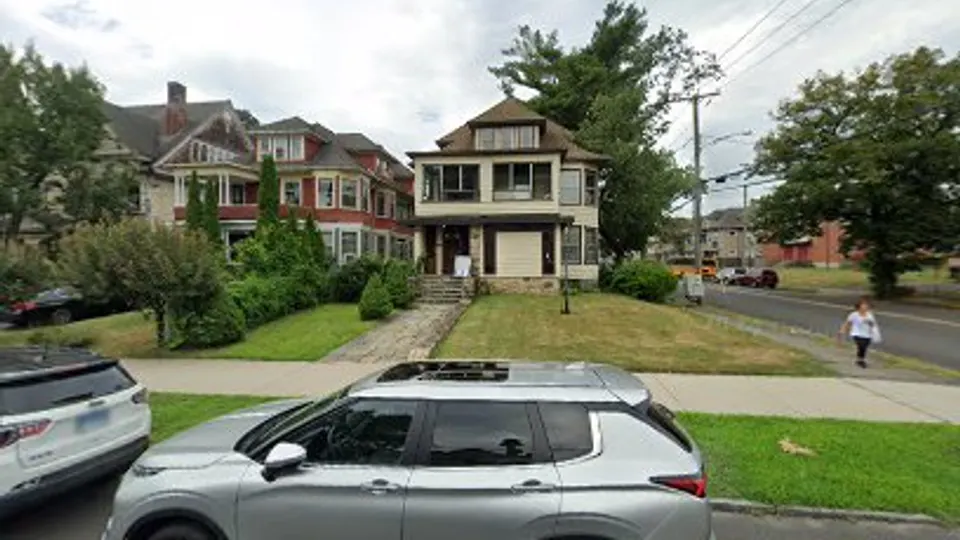 Le Family Dental Practice - Dentist in Bridgeport, CT