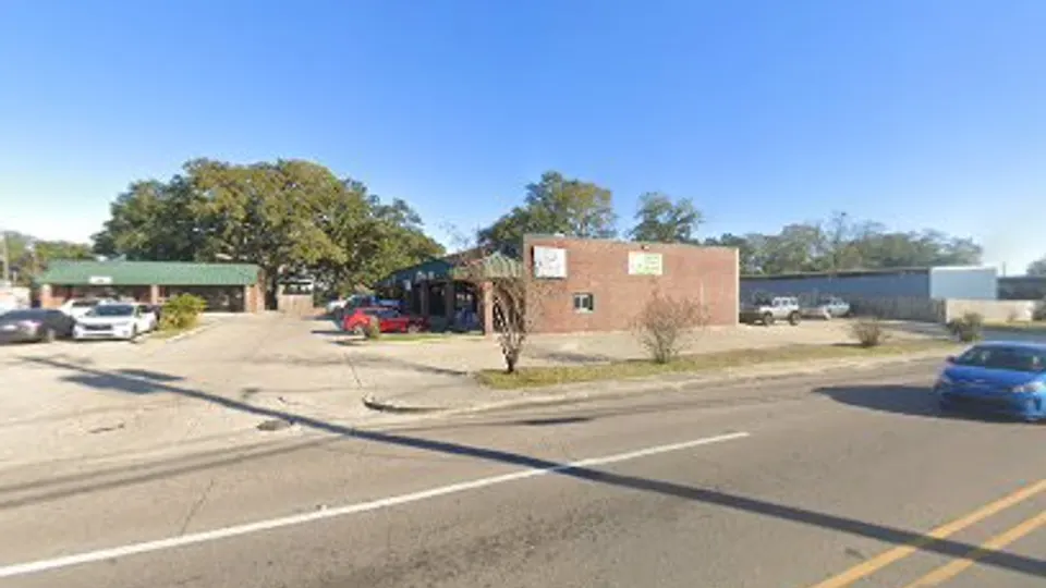 Leverett Family Dentistry - Dental clinic in Biloxi, MS