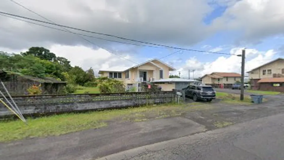 Levi Benavides - Dentist in Hilo, HI