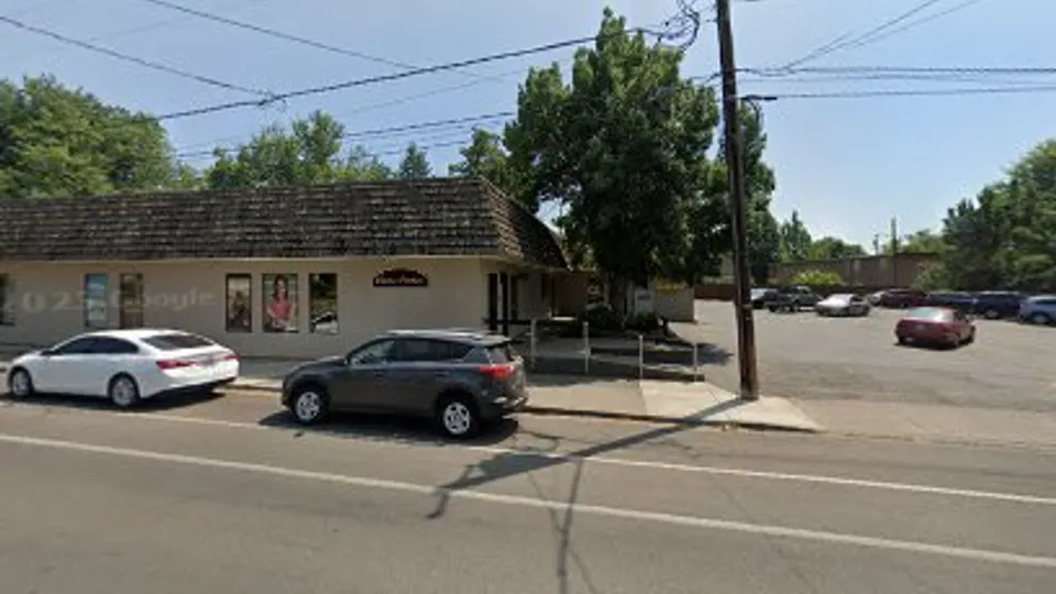 Martin Eugene F DDS - Dentist in Walla Walla, WA