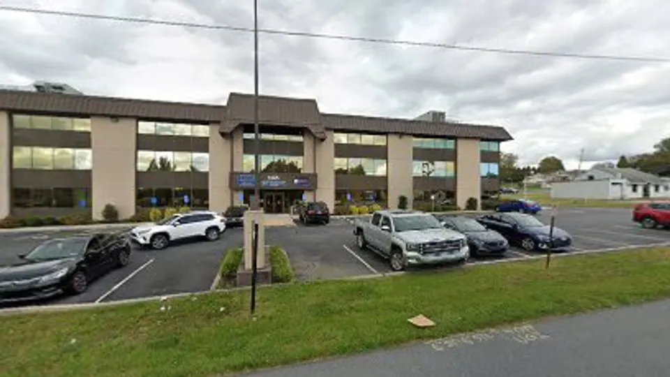 Mohammad Basem Elkhatib - Dentist in Hershey, PA