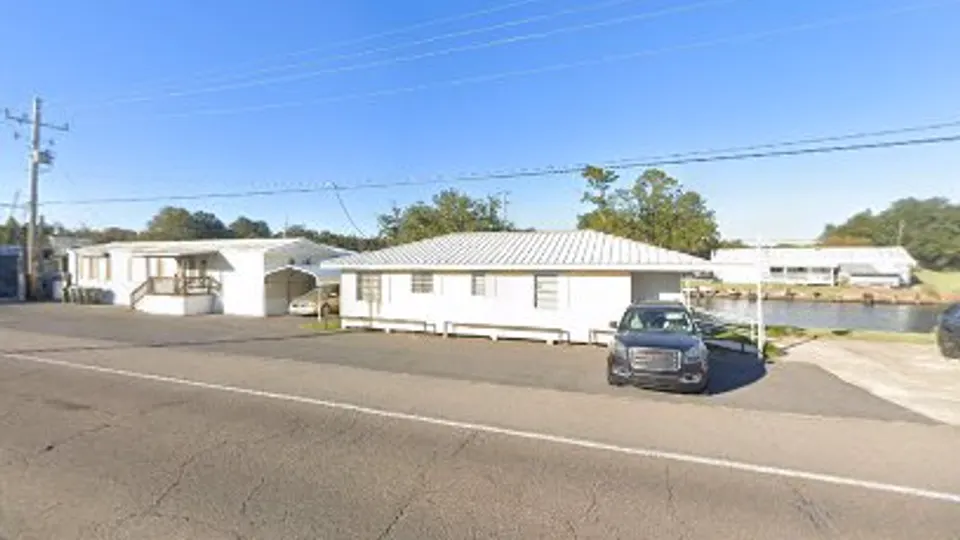 Naquin Craig J DDS - Dentist in Houma, LA