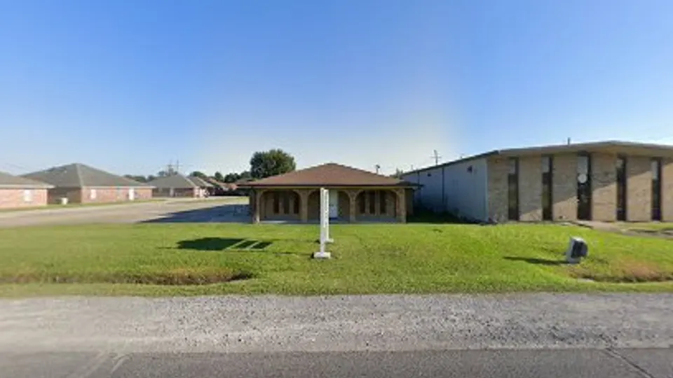 Naquin & Naquin - Dentist in Houma, LA