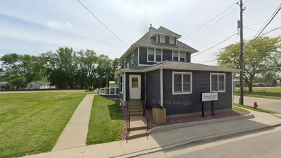 Neumeister Dental - Dentist in East Dubuque, IL