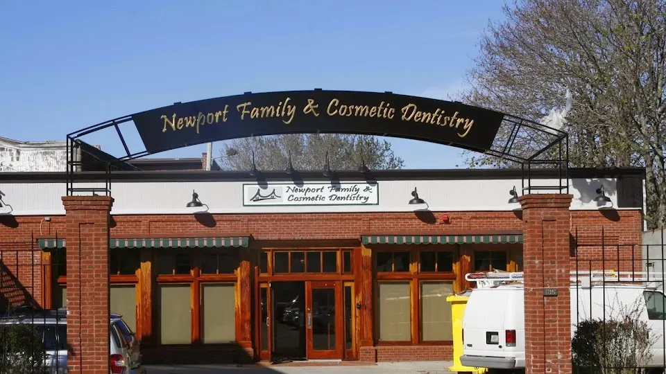Newport Family and Cosmetic Dentistry - Cosmetic dentist in Newport, RI