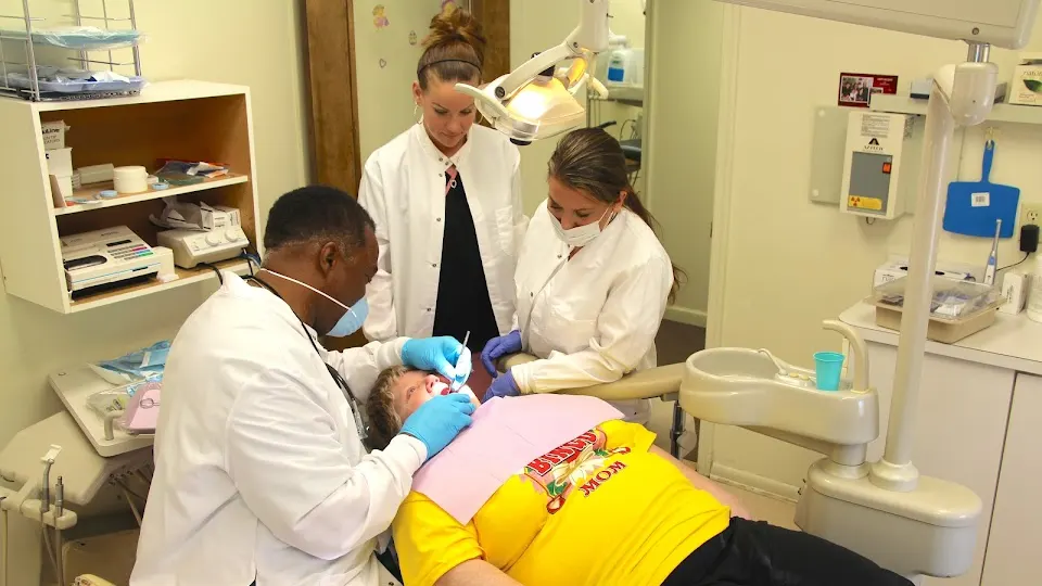 Pierre Toussaint Dental Office - Dentist in Wilmington, DE