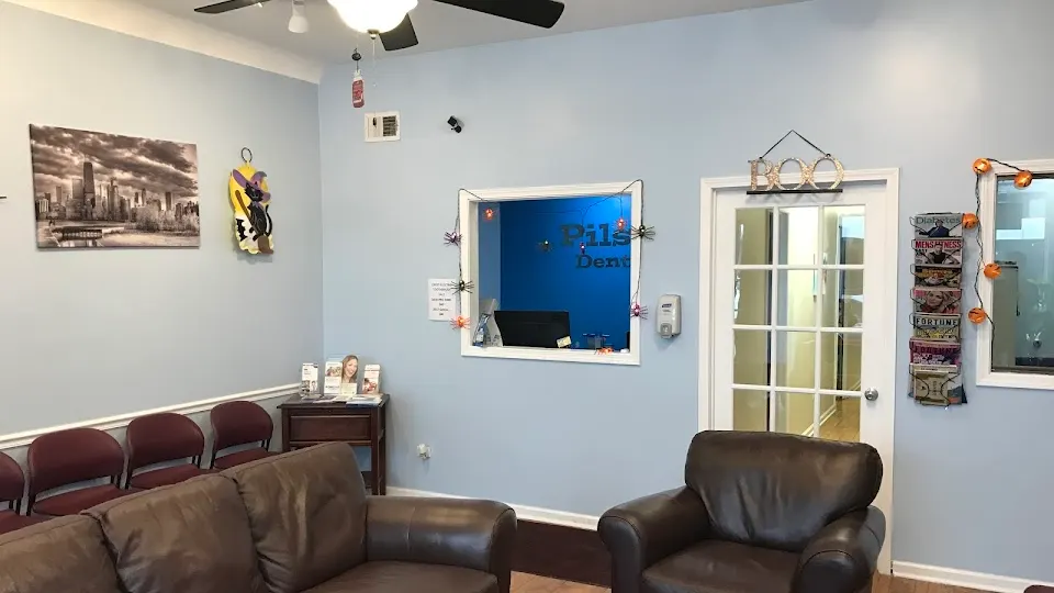 Pilsen Dental - Dentist in Chicago, IL