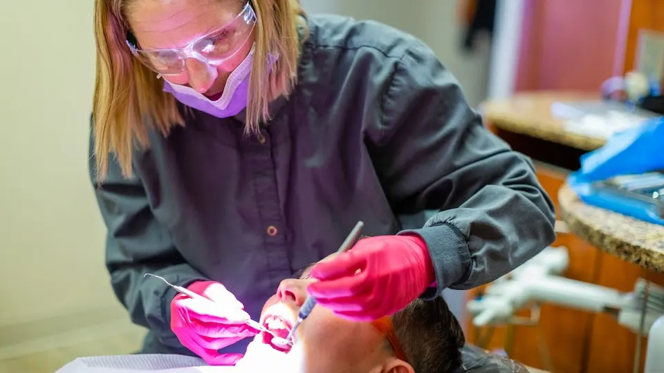 Pleasant Dental, P.C. - Dentist in Pleasant Hill, IA