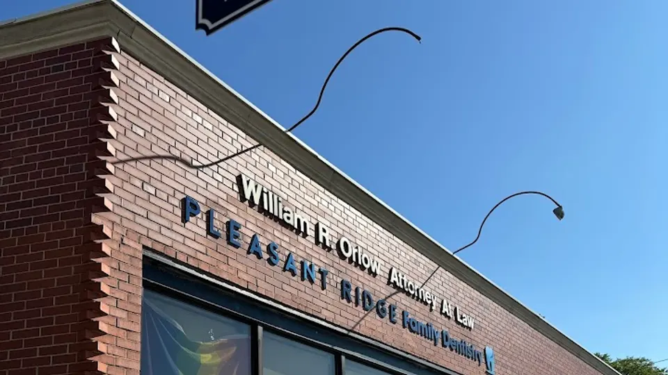 Pleasant Ridge Family Dentistry - Cosmetic dentist in Detroit, MI