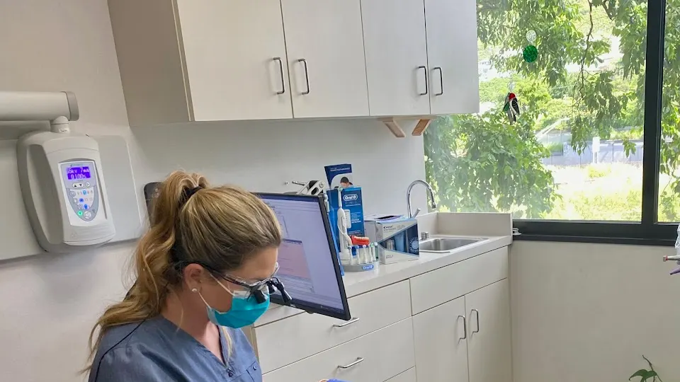 Queen's Crown Dental - Dentist in Honolulu, HI