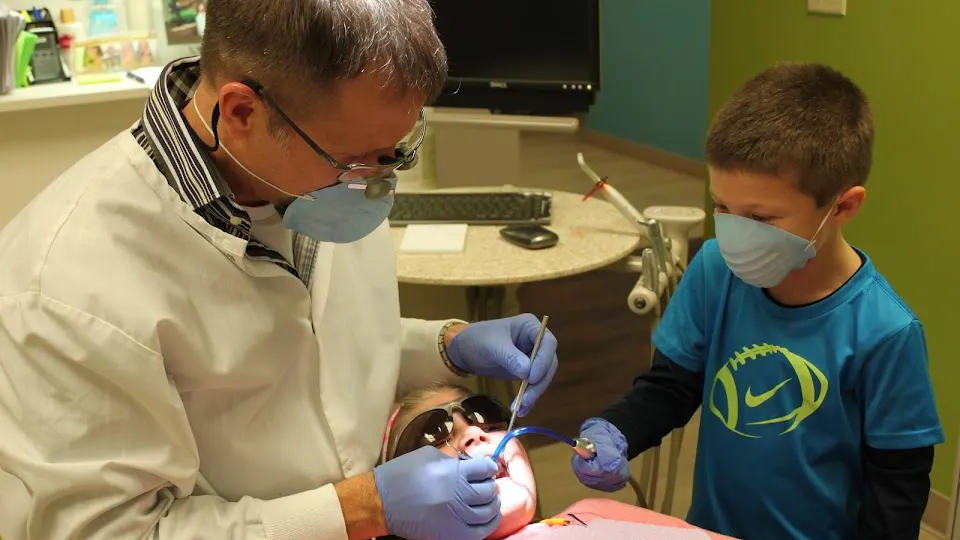 R2 Center for Dentistry - Dental clinic in Wichita, KS