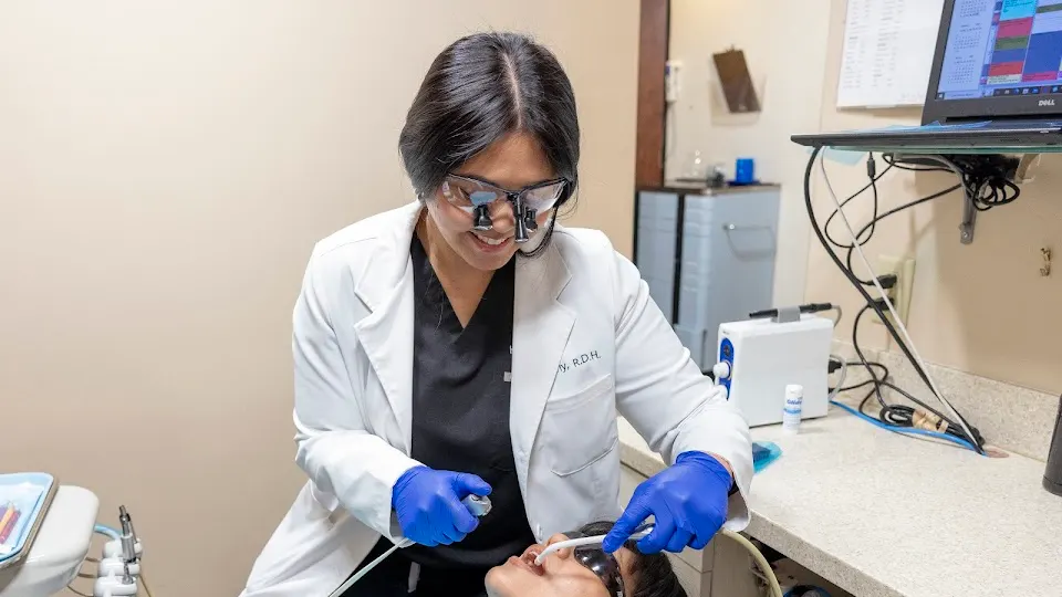 Radiant Smiles Phoenix - Dentist in Phoenix, AZ