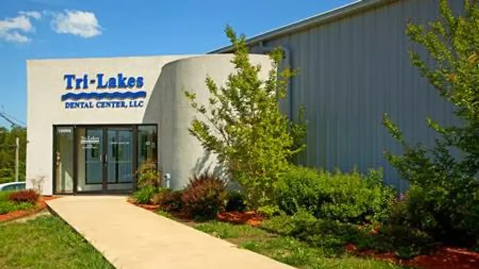 Rick Jeffrey S DDS - Dentist in Hollister, MO
