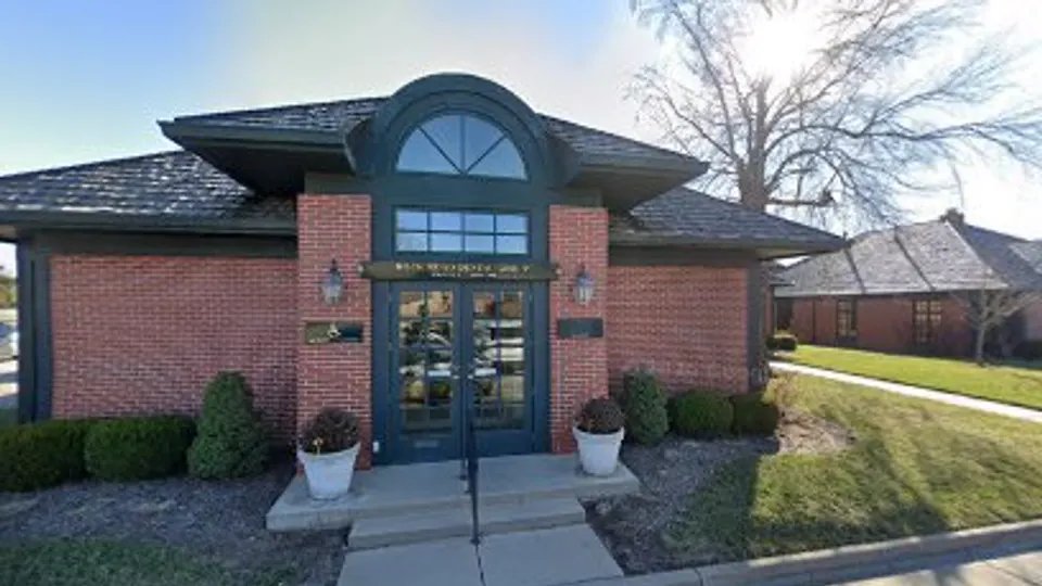 Rock Road Dental. - Dental clinic in Wichita, KS