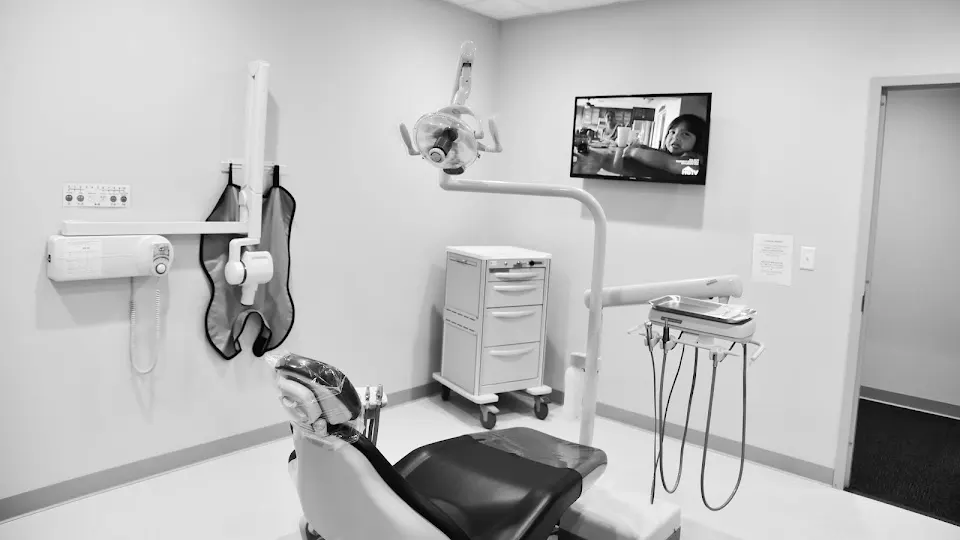 Same Day Dental - Dentist in Indianapolis, IN