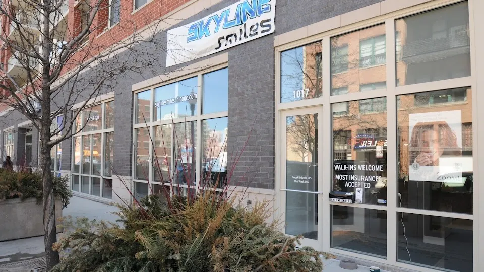 Skyline Smiles - Dentist in Chicago, IL