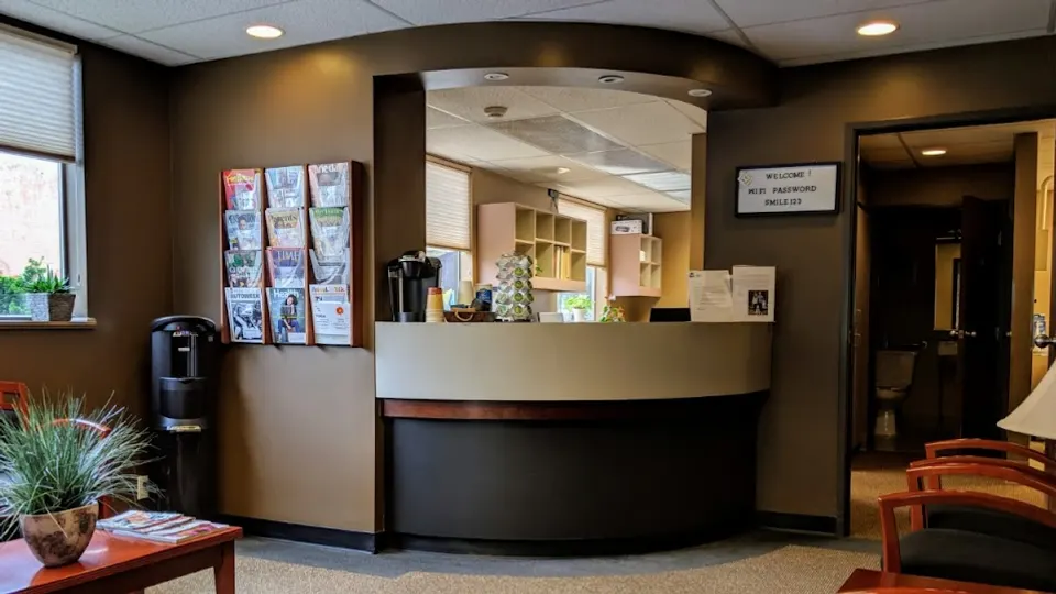Smiles on Belmont - Dentist in Portland, OR