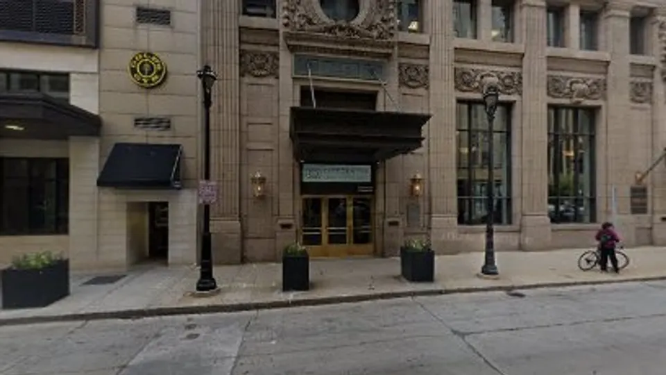 Smiles On Broadway - Dentist in Milwaukee, WI