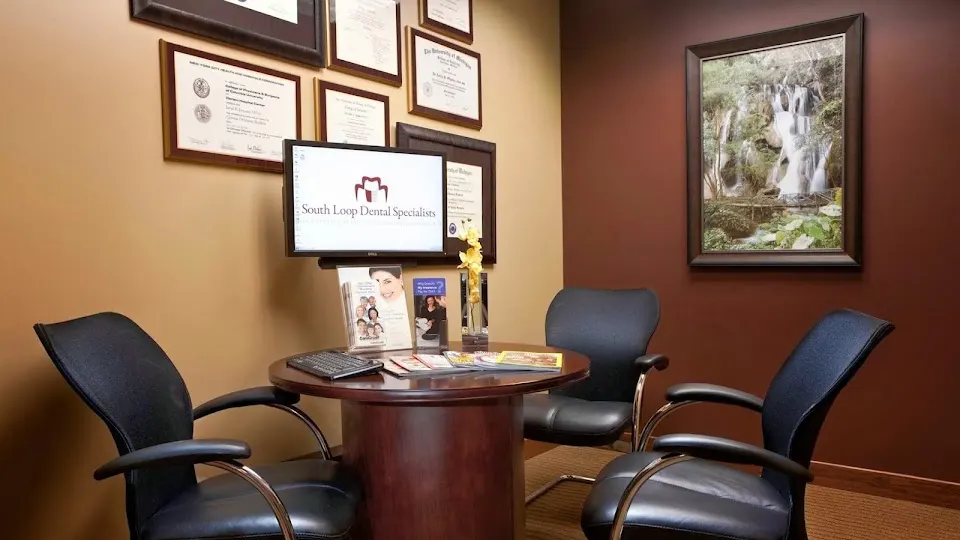South Loop Dental Specialists - Dentist in Chicago, IL