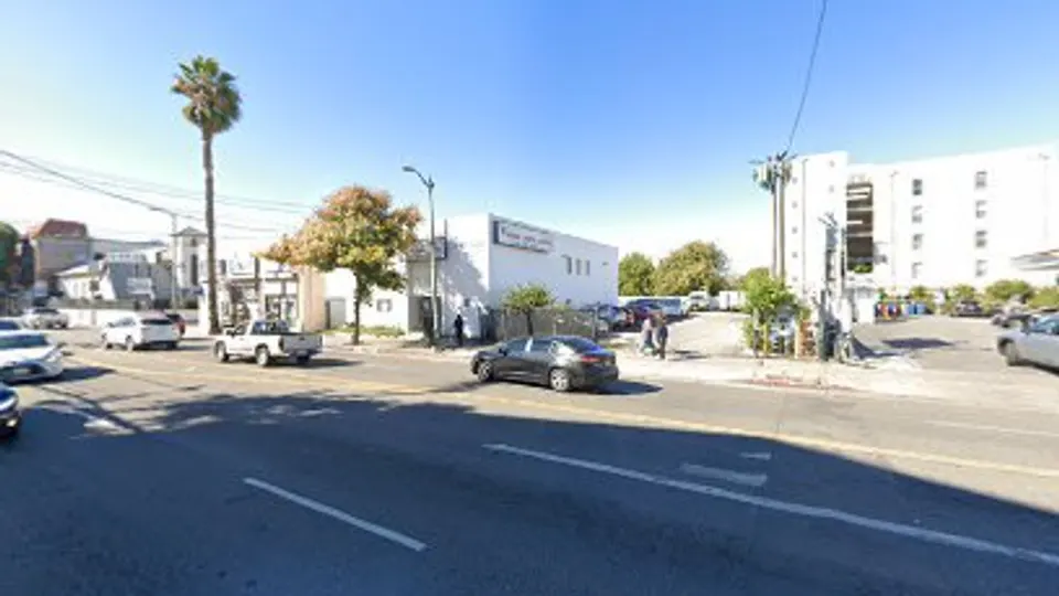 St Anthony Medical Center: Liang Daniel W DDS - Dentist in Los Angeles, CA