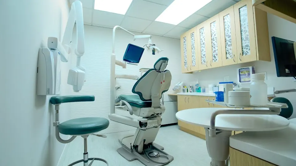Sterling Dentistry PLLC - Dental clinic in New York, NY