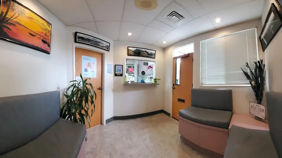 Sugiyama Charles Dr - Dentist in Hilo, HI