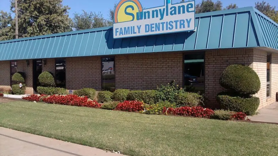 Sunnylane Family Dentistry - Dental clinic in Del City, OK