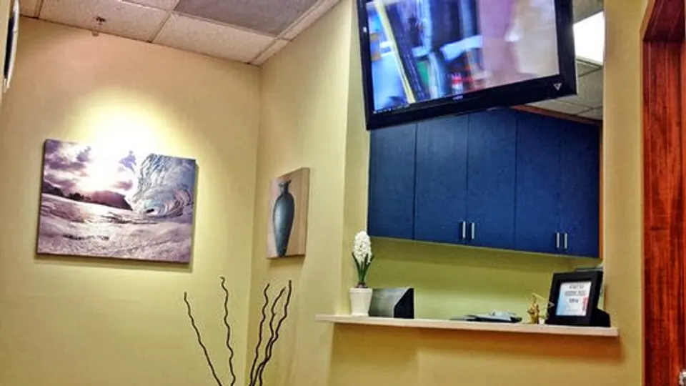 Takenishi Wade DDS - Dentist in Honolulu, HI