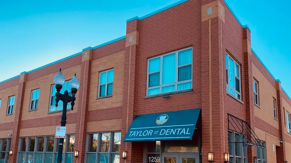 Taylor Street Dental - Dentist in Chicago, IL