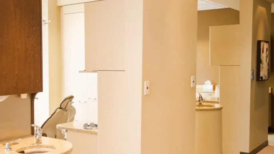 Tseng Cindy DDS - Dentist in Seattle, WA