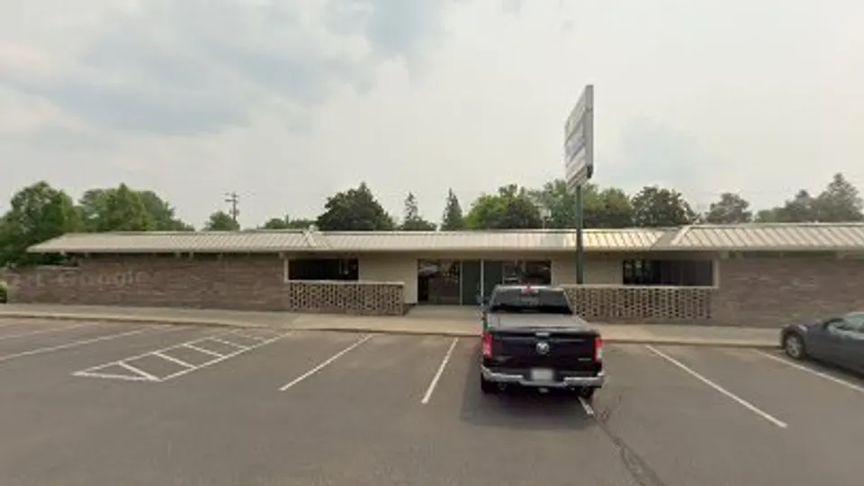 Turner Walter J DDS - Pediatric dentist in Eau Claire, WI