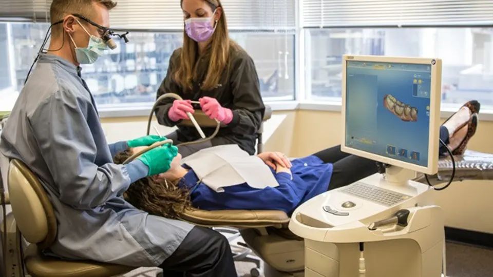 Uptown Charlotte Smiles - Dentist in Charlotte, NC