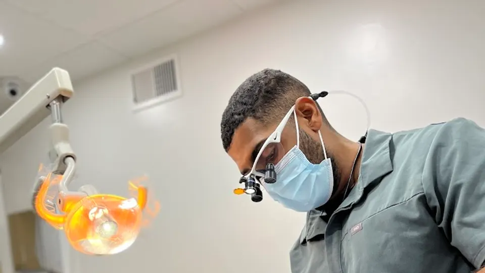 West Town Dental Care - Dentist in Chicago, IL