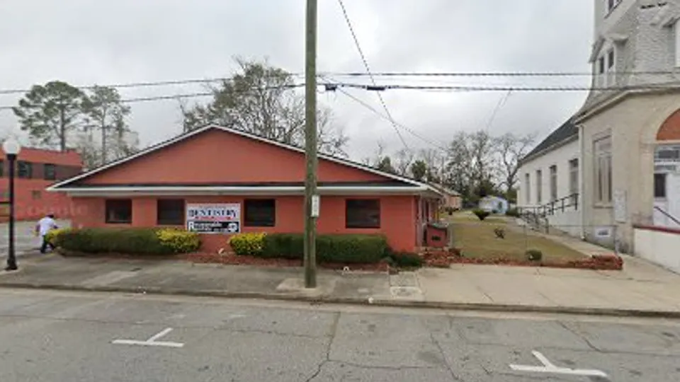 Williams L w DDS - Dentist in Valdosta, GA