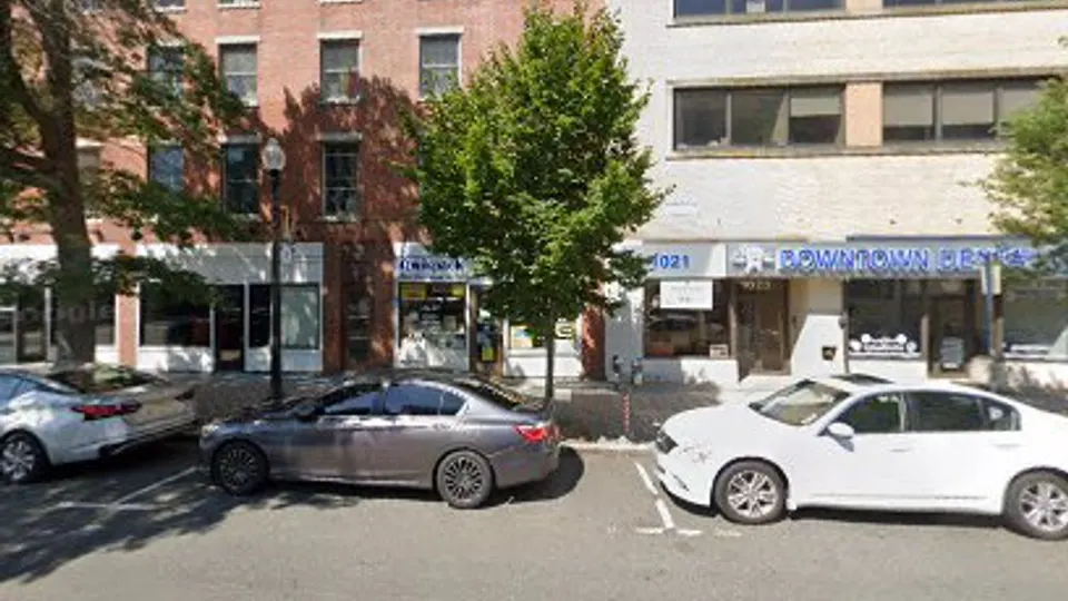 Yulian Aminov - Dentist in Bridgeport, CT