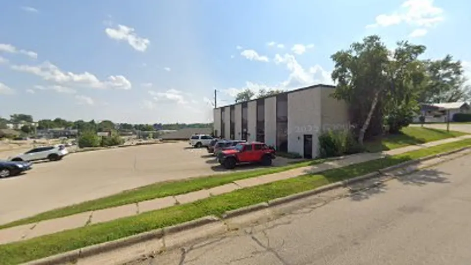 Zimmer John J DDS - Dentist in Dubuque, IA